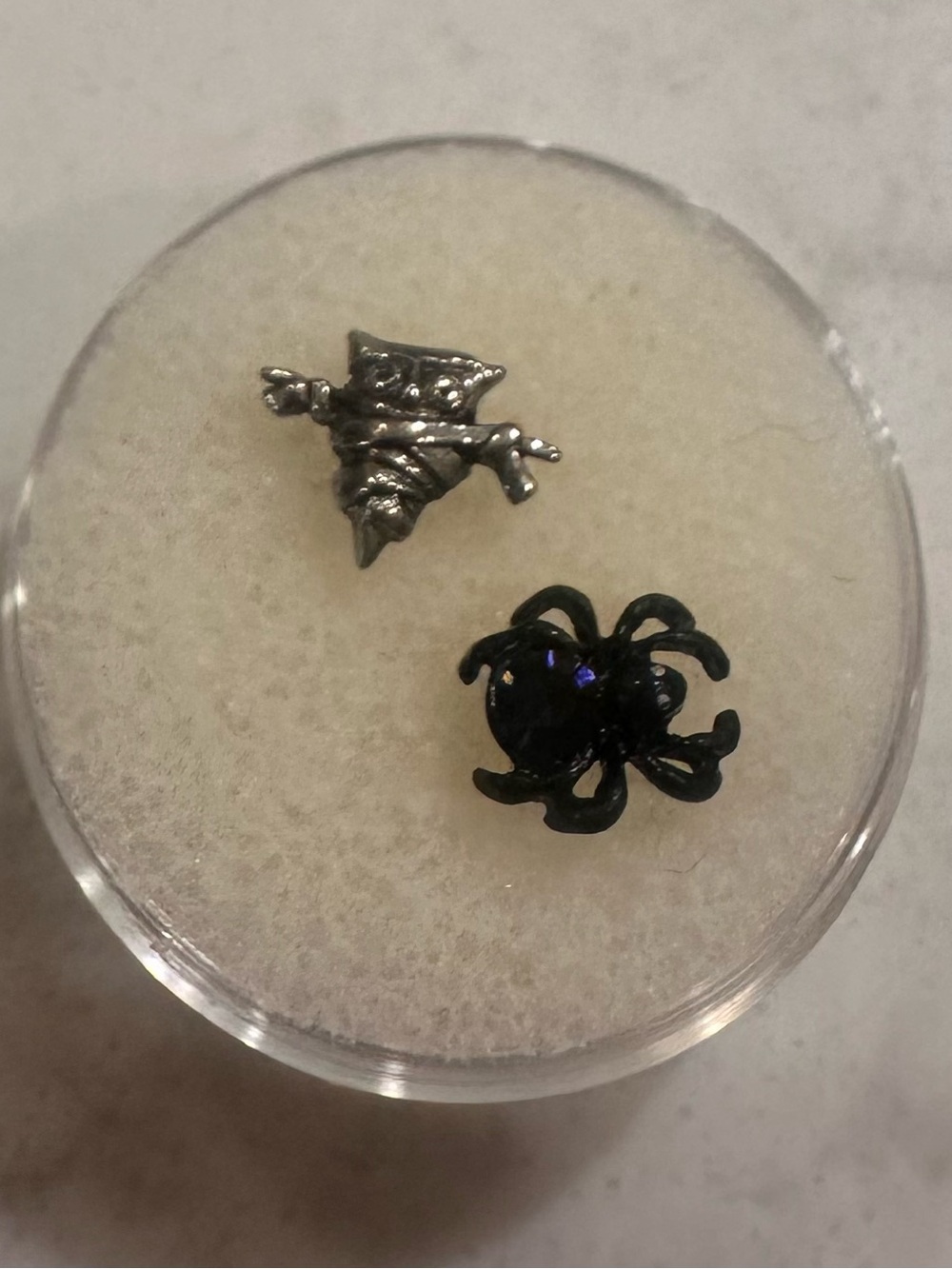 Origami Owl purple and Black Spider and mummy Olive owl charm